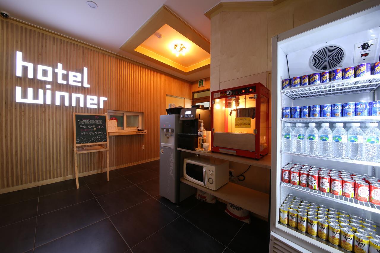 Winner Hotel Jeonju Bagian luar foto