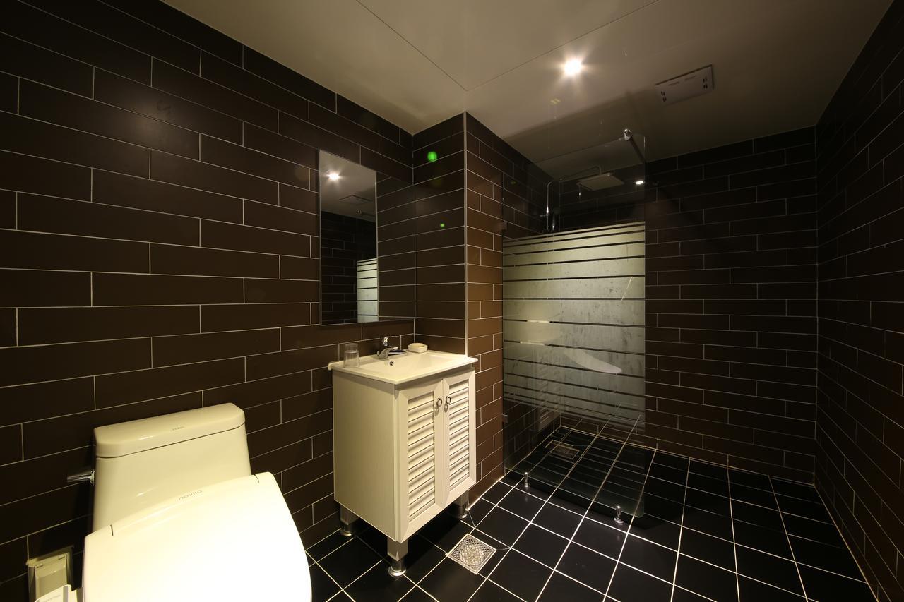 Winner Hotel Jeonju Bagian luar foto